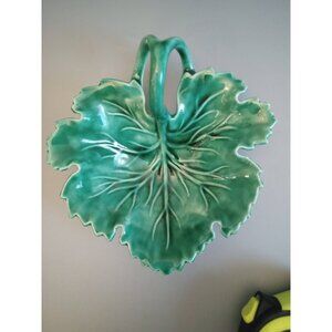 Green Ceramic Leaf-Shaped Dish With Handle Vintage HJR 52